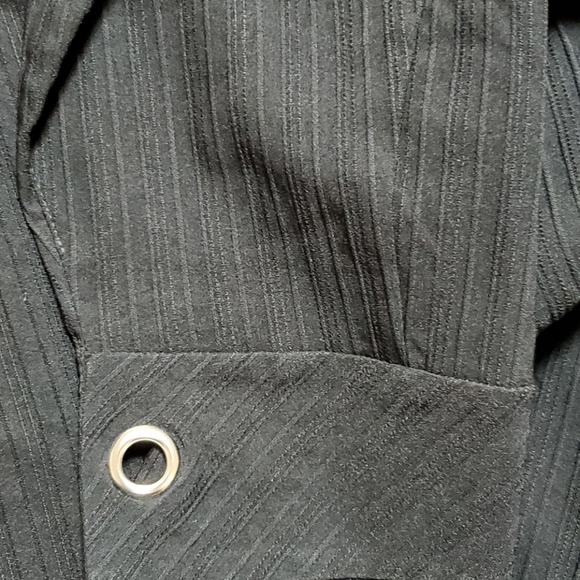 Black stretch blazer with rivets - Picture 6 of 6